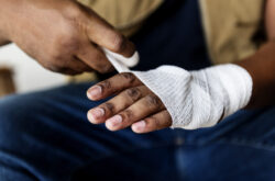 Wrapping a hand in gauze Wrapping a hand in gauze
