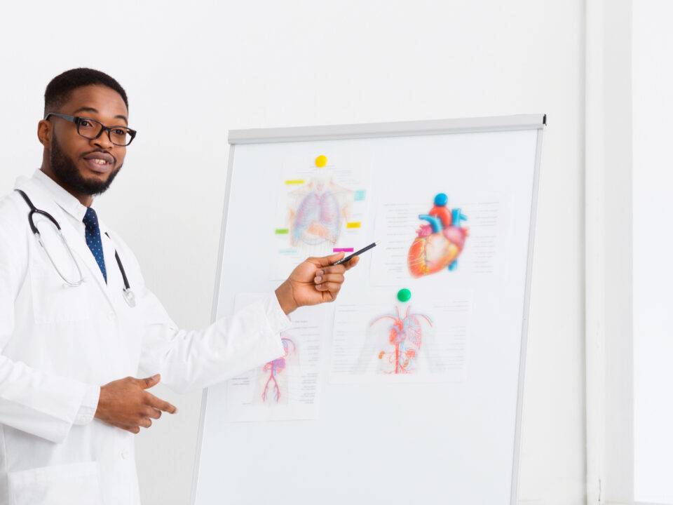 medical-professional-explaining-anatomy-to-student