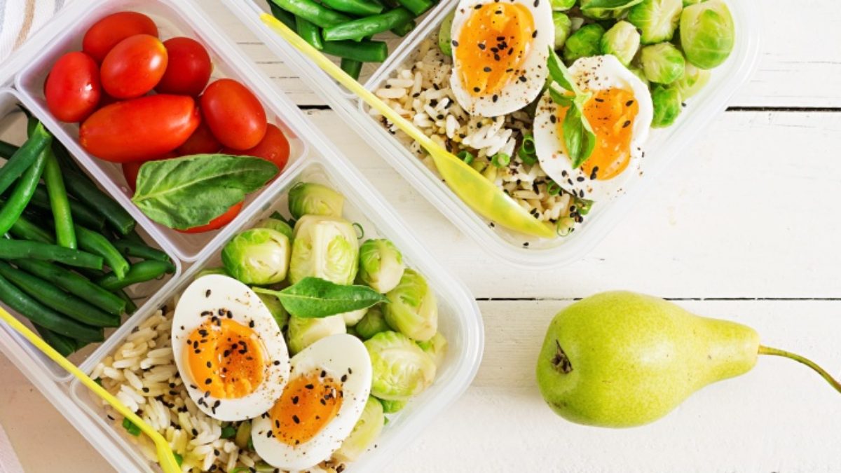 healthy colourful lunchboxes display